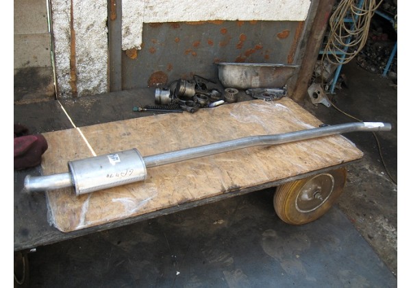 Резонатор, середня частина глушника Renault Clio II 1.2, 1.4